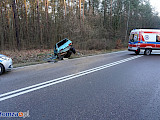 Poranny wypadek Cinquecento pod Jeziorkiem  (FOTO)